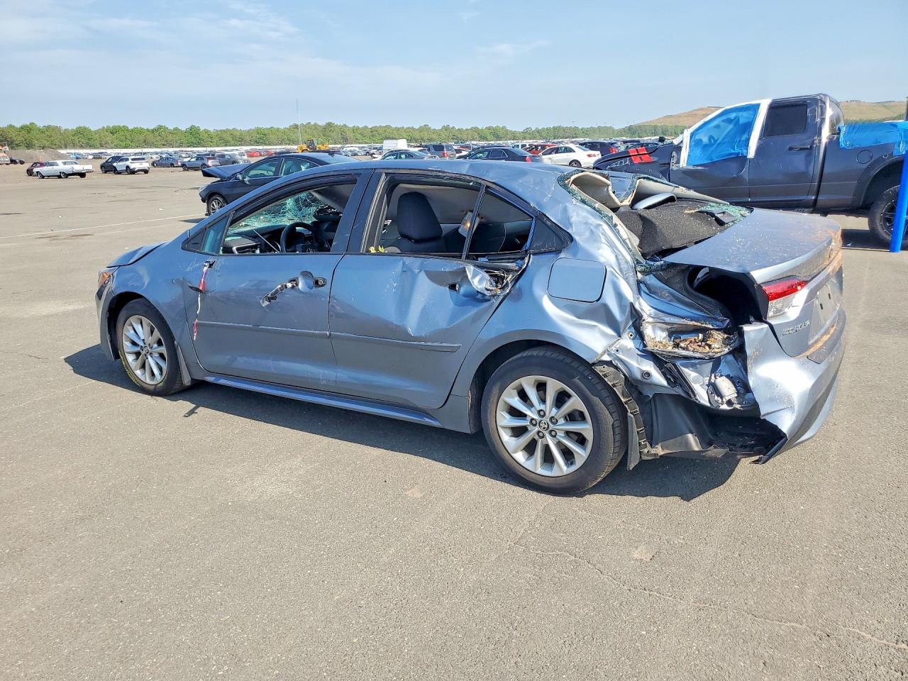 2022 TOYOTA COROLLA LE — снимка 2
