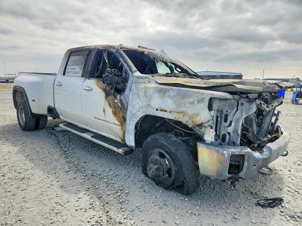 2023 GMC SIERRA K3500 DENALI — снимка 4