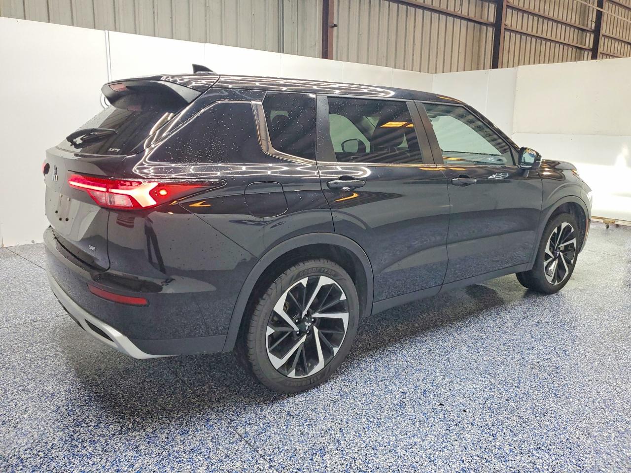 2024 MITSUBISHI OUTLANDER SE — снимка 3