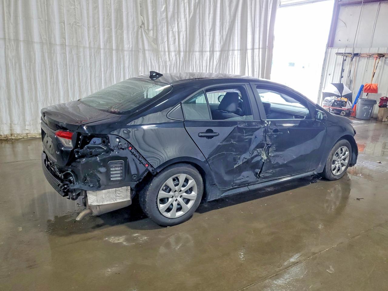 2026 TOYOTA COROLLA LE — снимка 3