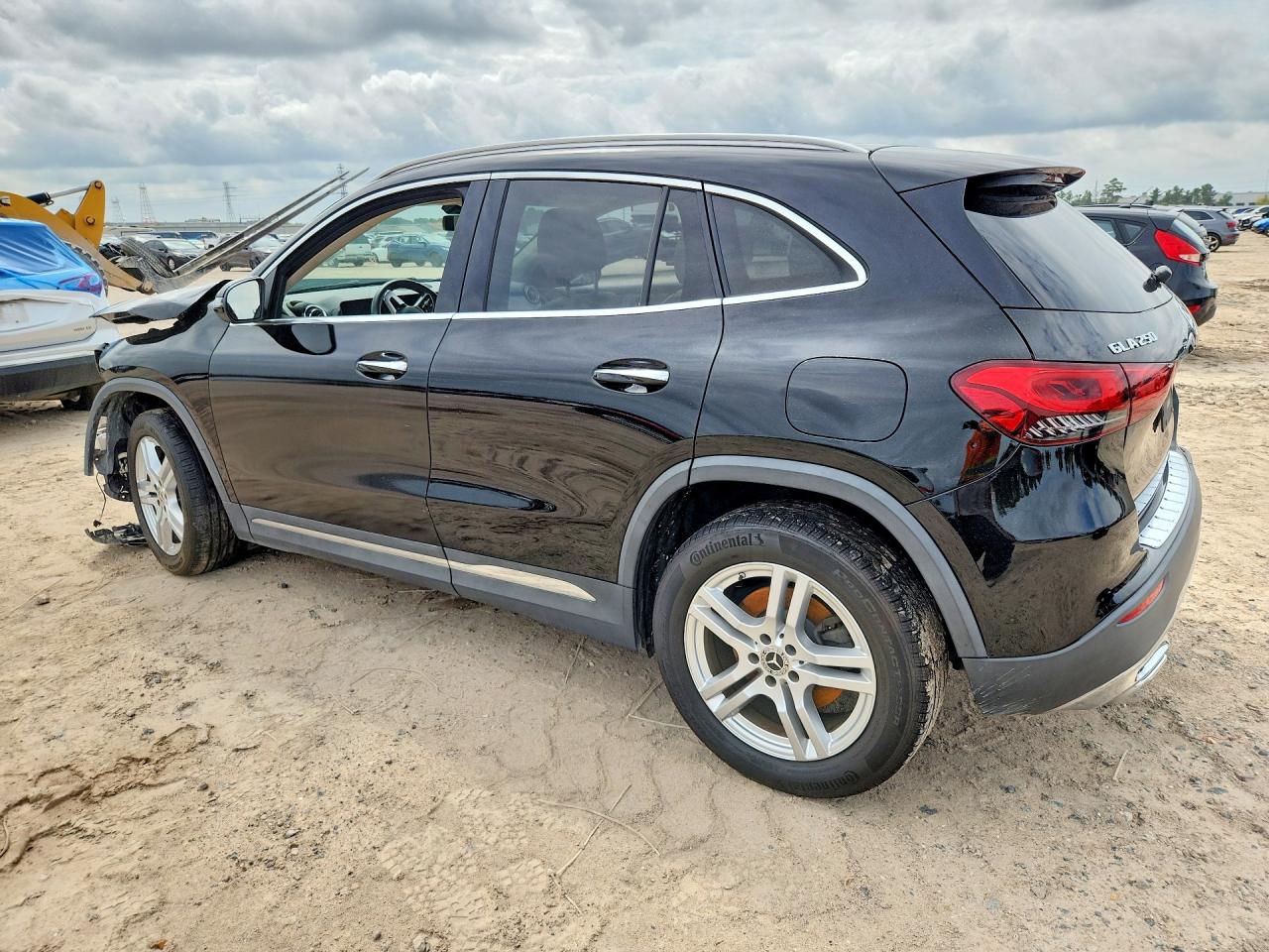 2021 MERCEDES-BENZ GLA 250 — снимка 2