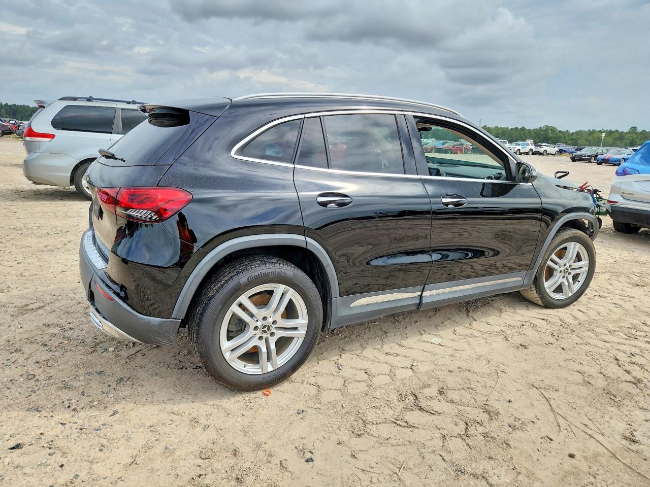 2021 MERCEDES-BENZ GLA 250 — снимка 3