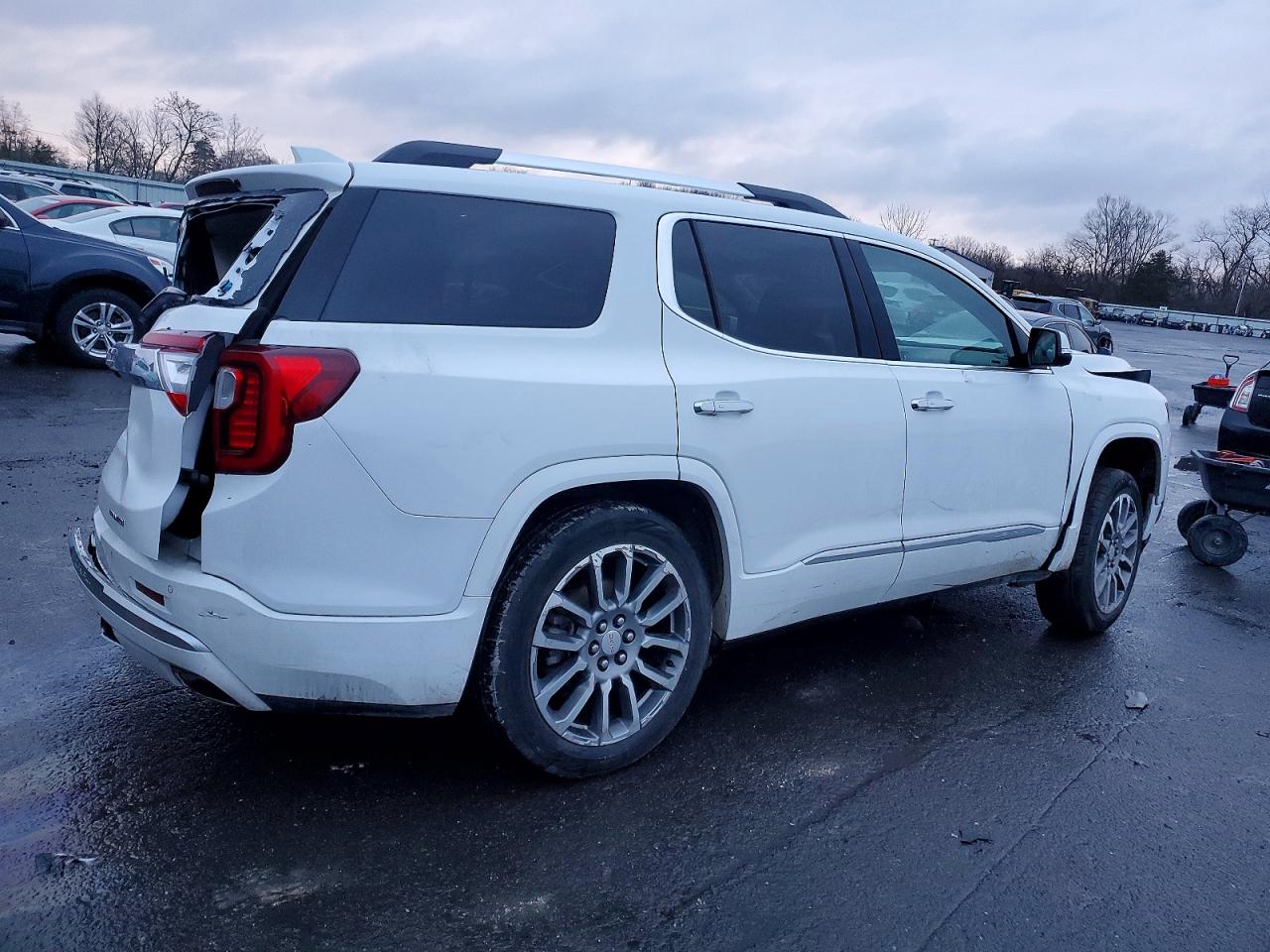2023 GMC ACADIA DENALI — снимка 3