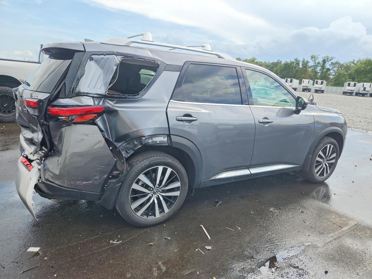2024 NISSAN PATHFINDER PLATINUM — снимка 3