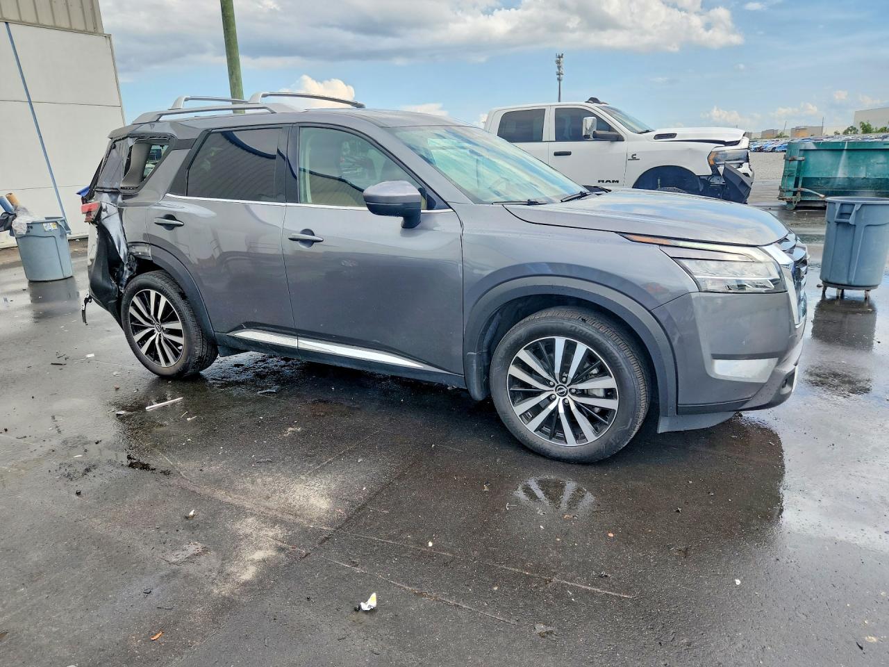 2024 NISSAN PATHFINDER PLATINUM — снимка 4