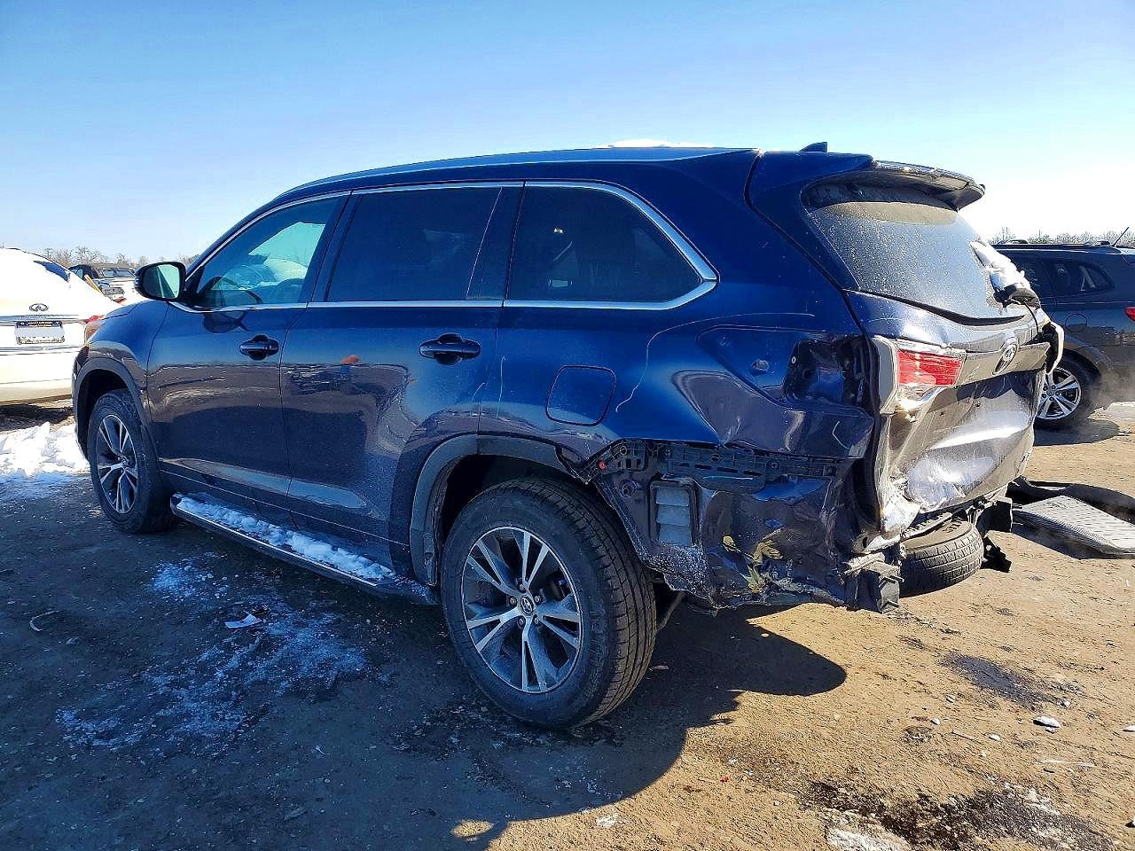 2016 TOYOTA HIGHLANDER XLE — снимка 2