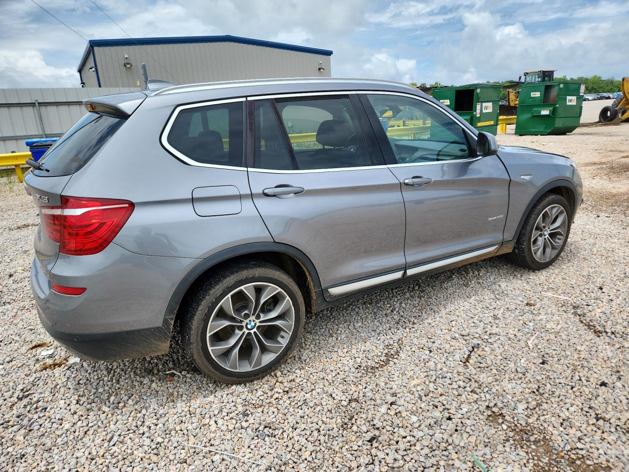 2017 BMW X3 SDRIVE28I — снимка 3