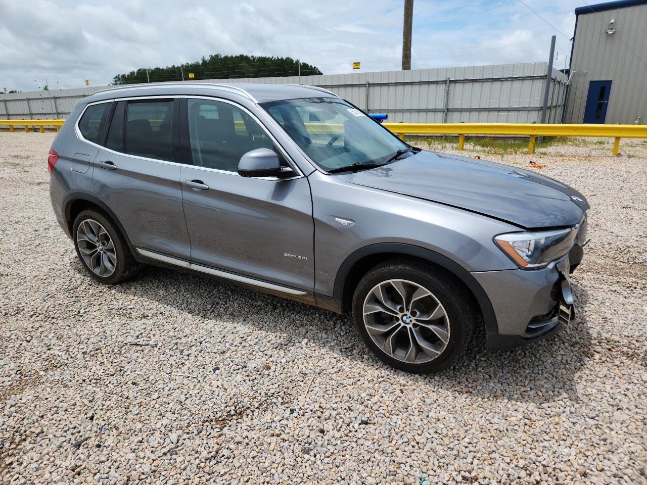 2017 BMW X3 SDRIVE28I — снимка 4