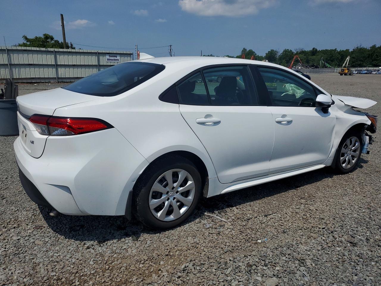 2025 TOYOTA COROLLA LE — снимка 3