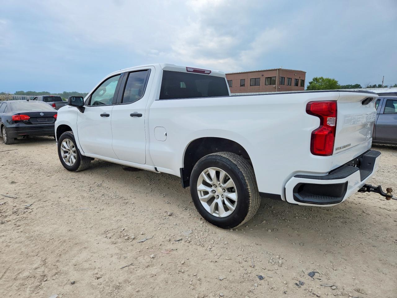 2020 CHEVROLET SILVERADO C1500 CUSTOM — снимка 2