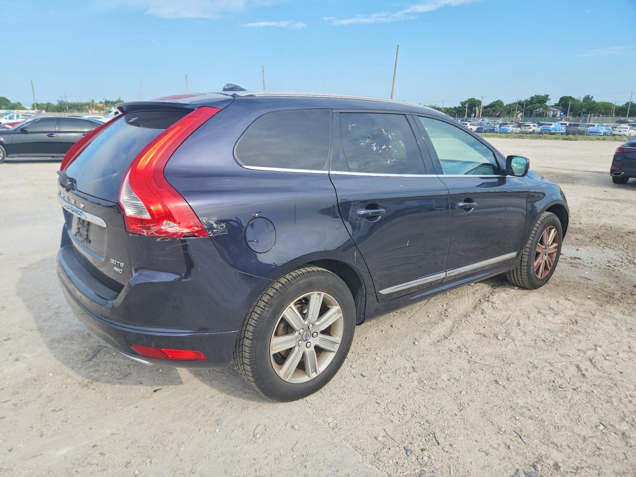 2016 VOLVO XC60 T6 PREMIER — снимка 3