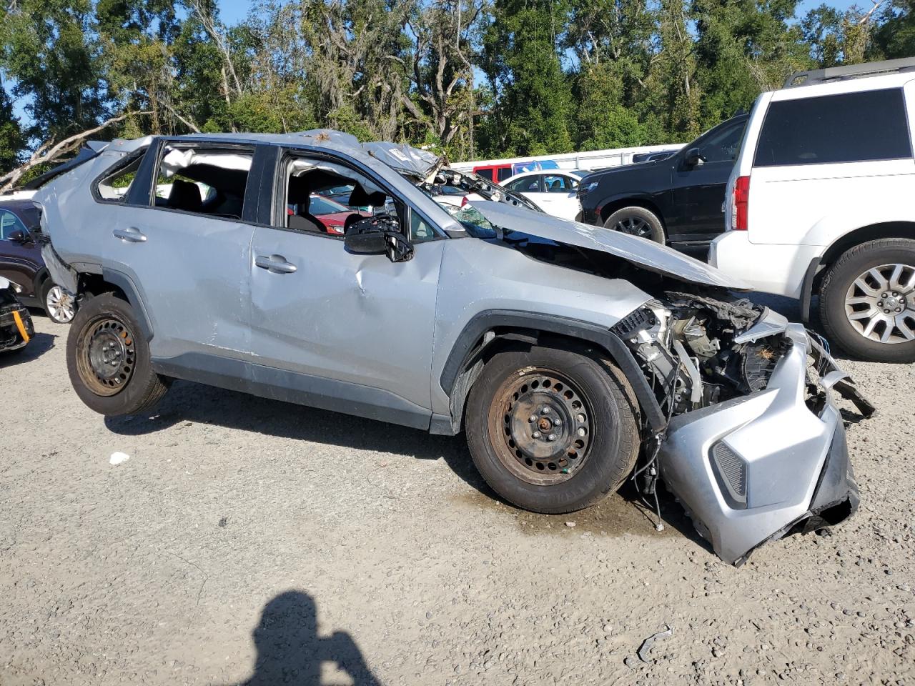 2019 TOYOTA RAV4 LE — снимка 4