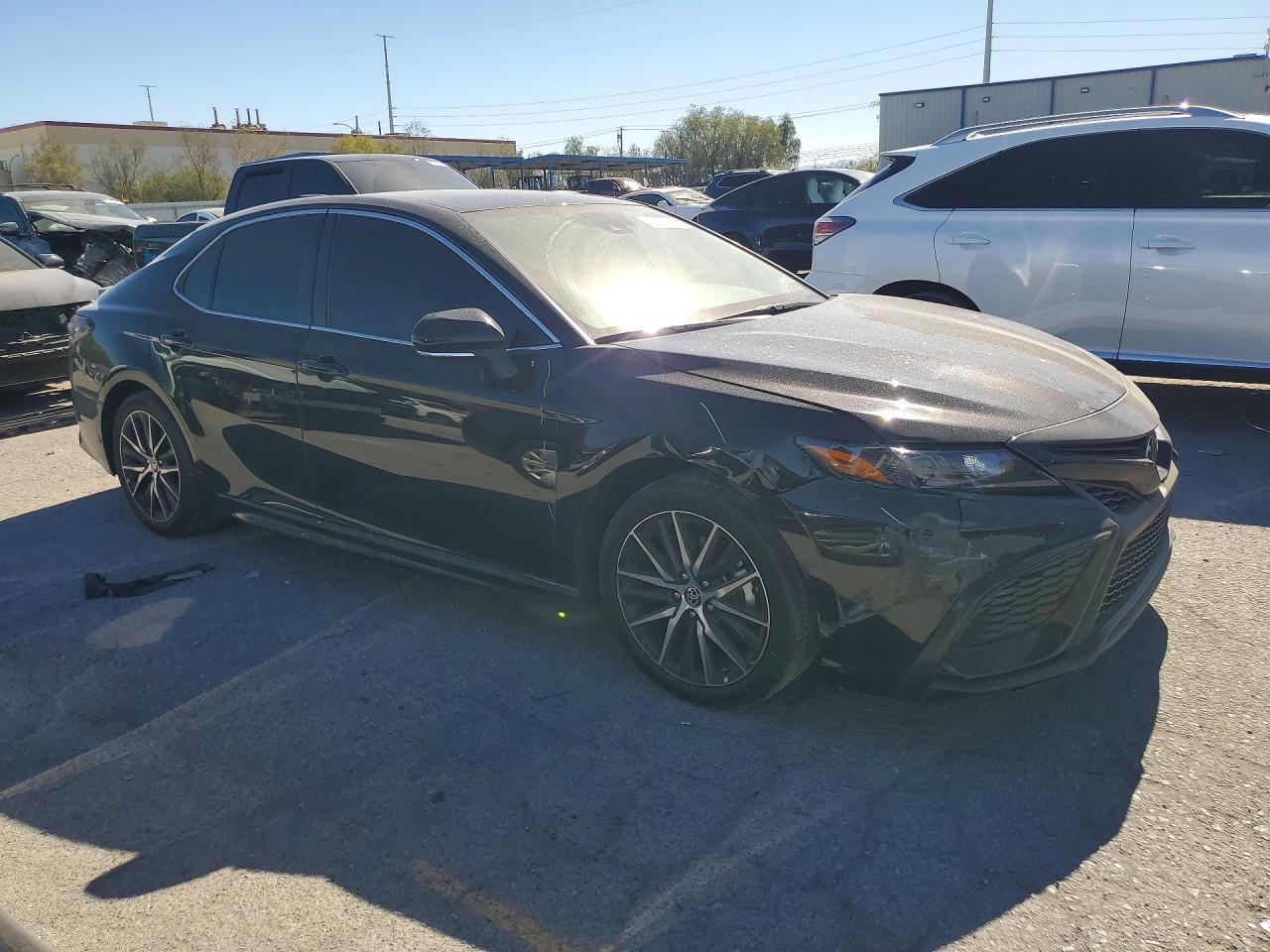 2024 TOYOTA CAMRY SE — снимка 4
