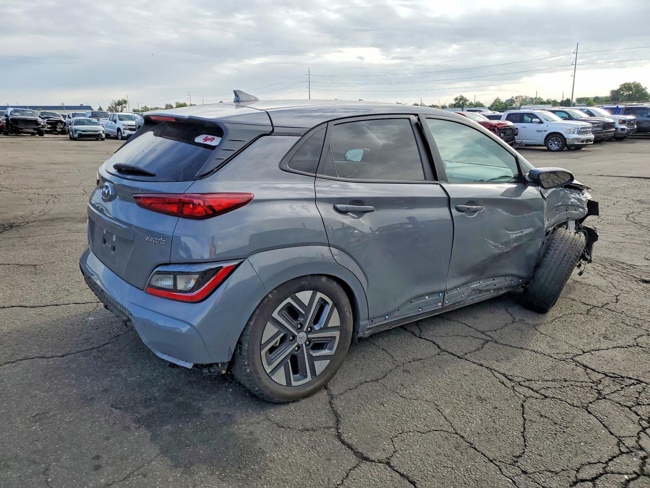 2023 HYUNDAI KONA SE — снимка 3