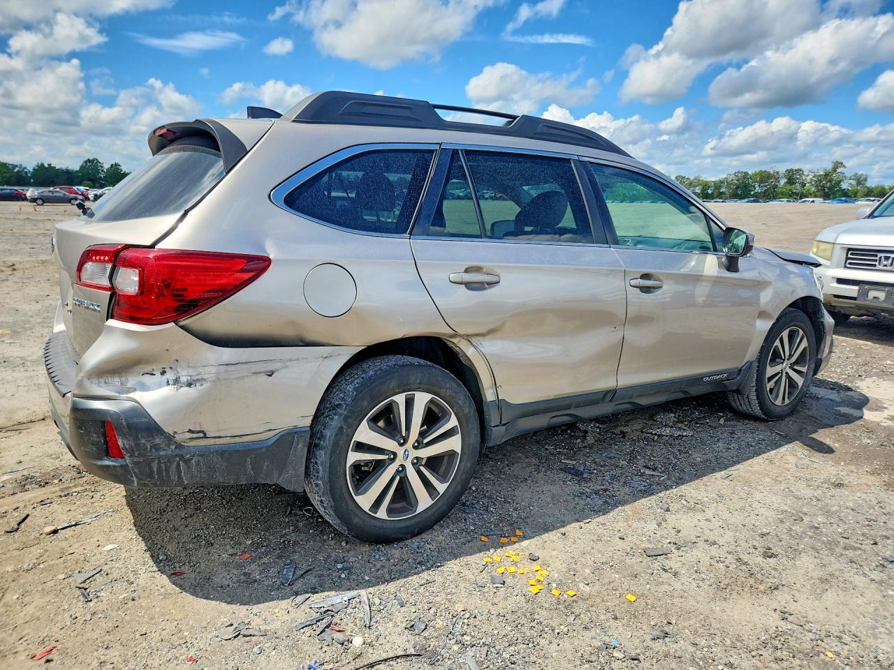 2018 SUBARU OUTBACK 2.5I LIMITED — снимка 3