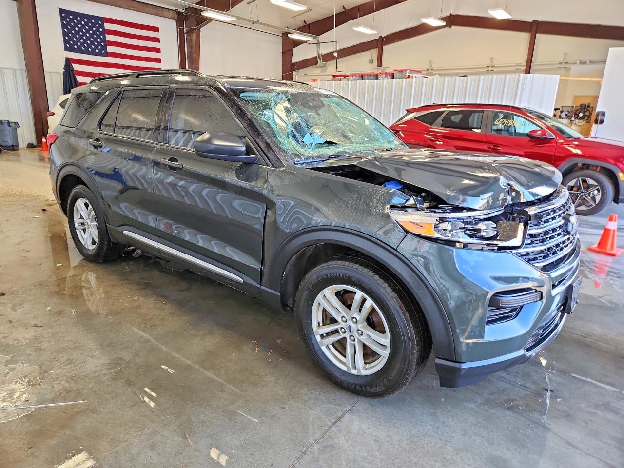 2022 FORD EXPLORER XLT — снимка 4