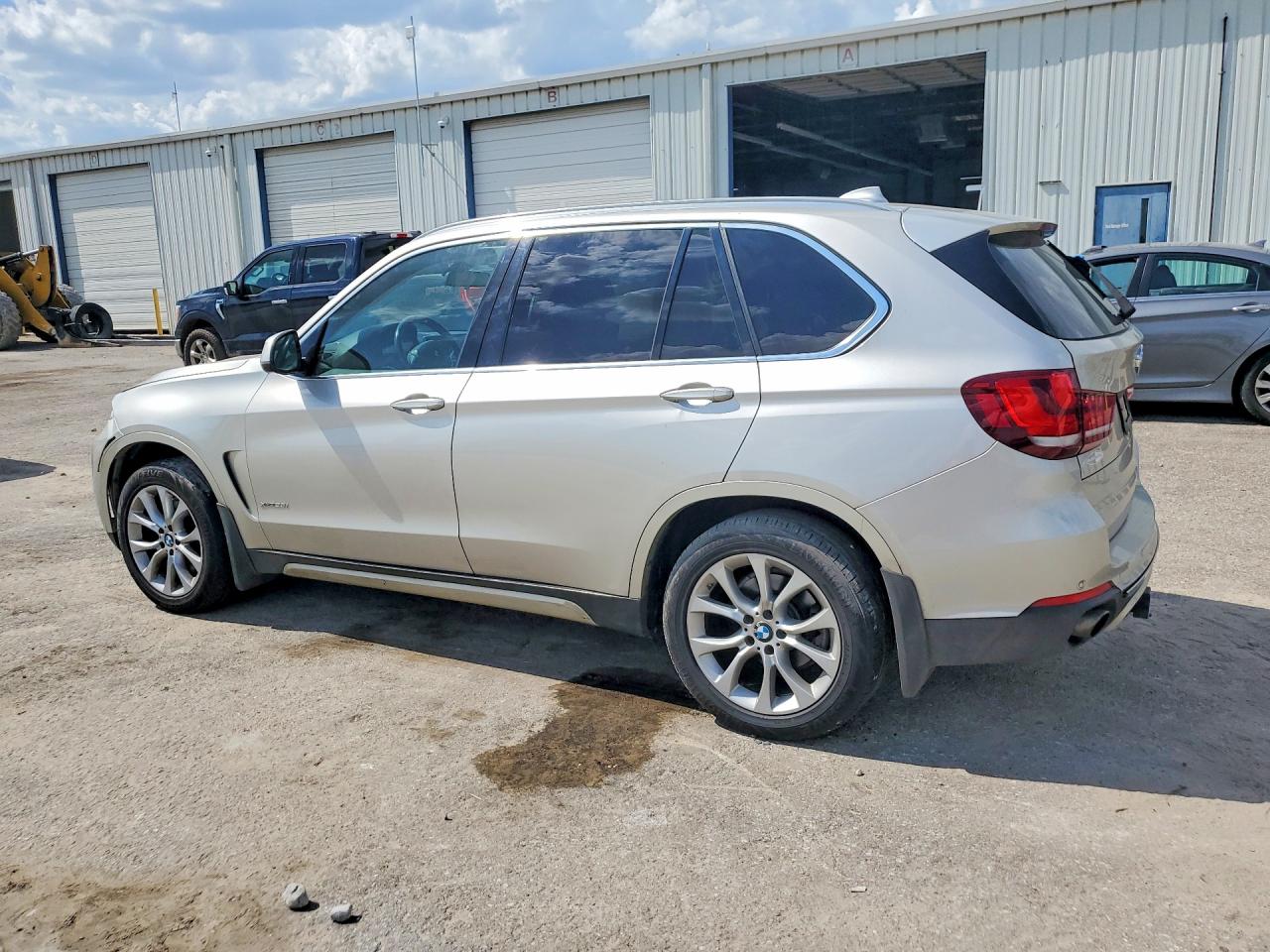 2015 BMW X5 XDRIVE35I — снимка 2