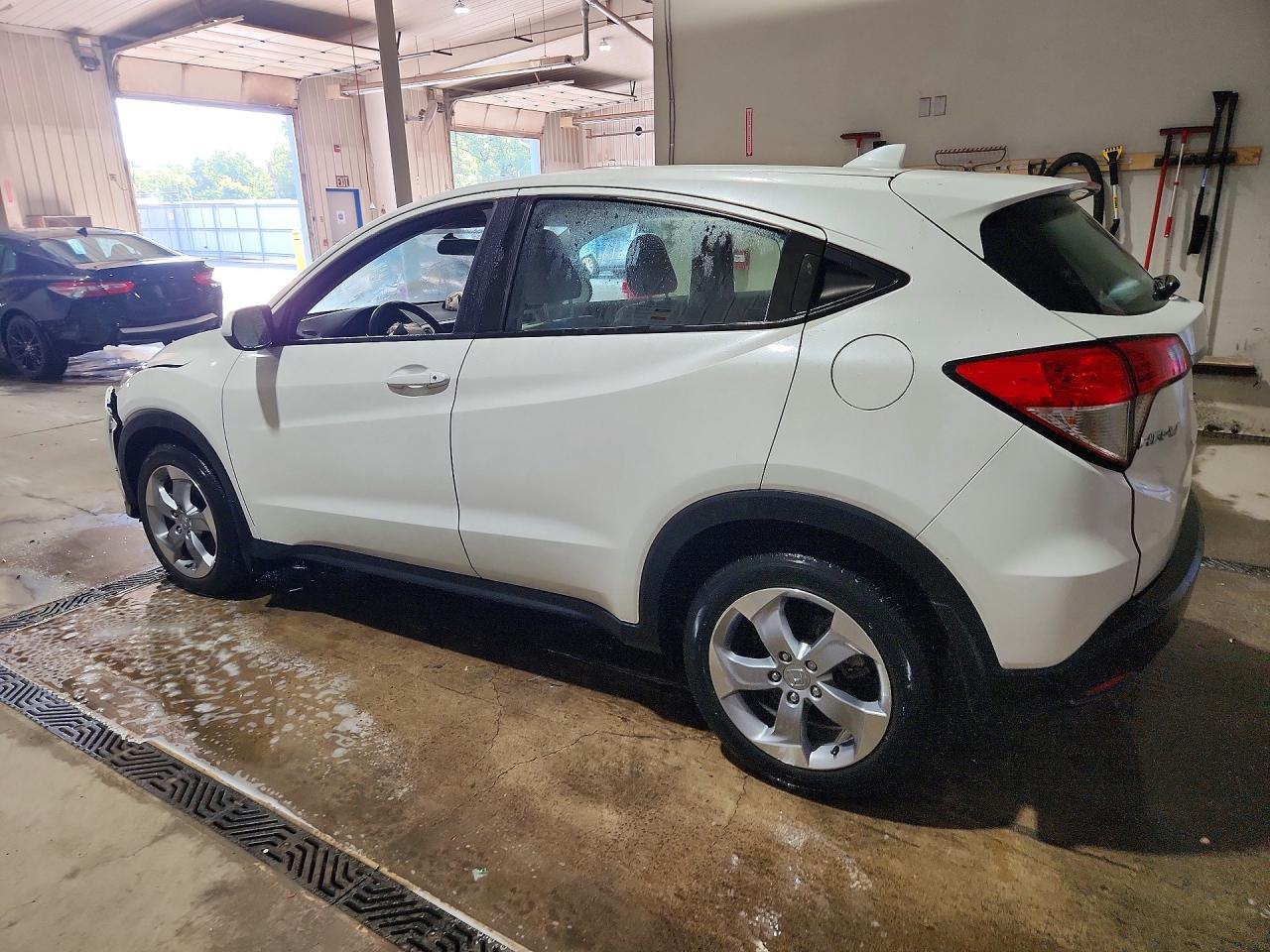 2020 HONDA HR-V LX — снимка 2
