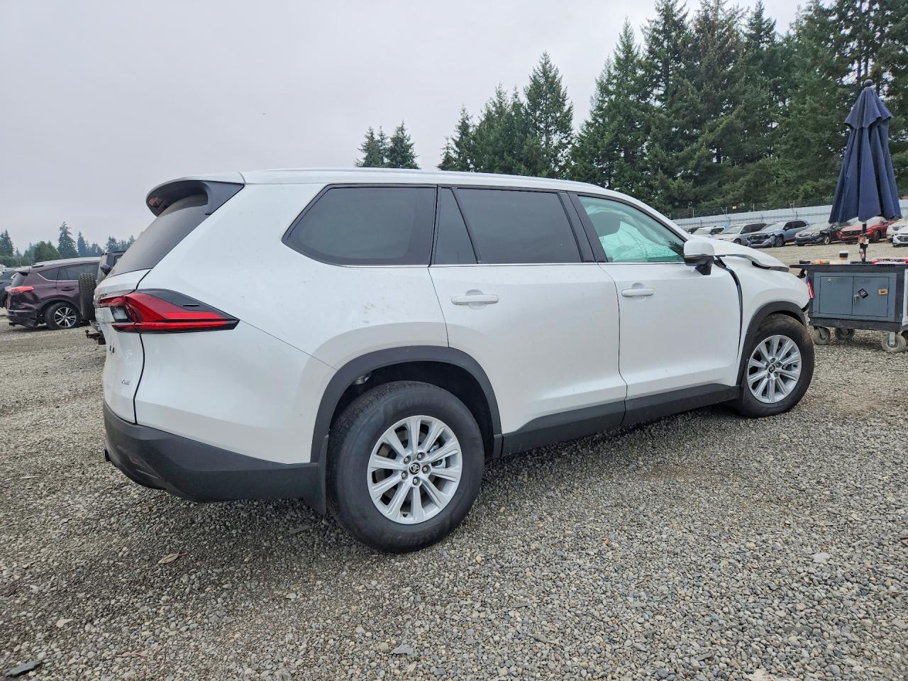 2026 TOYOTA GRAND HIGHLANDER HYBRID XLE — снимка 3