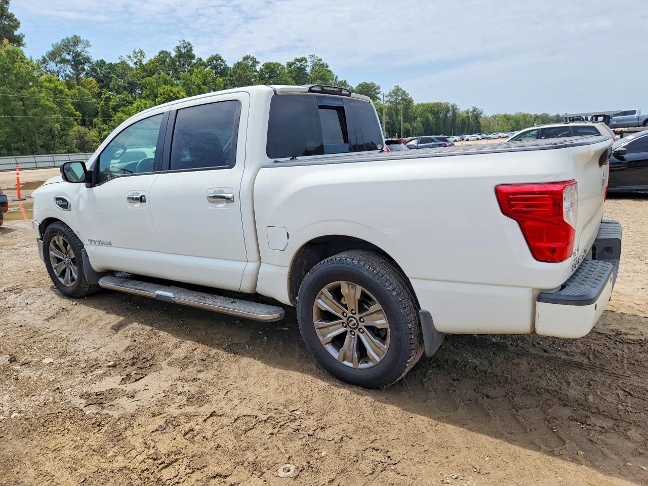 2017 NISSAN TITAN S — снимка 2
