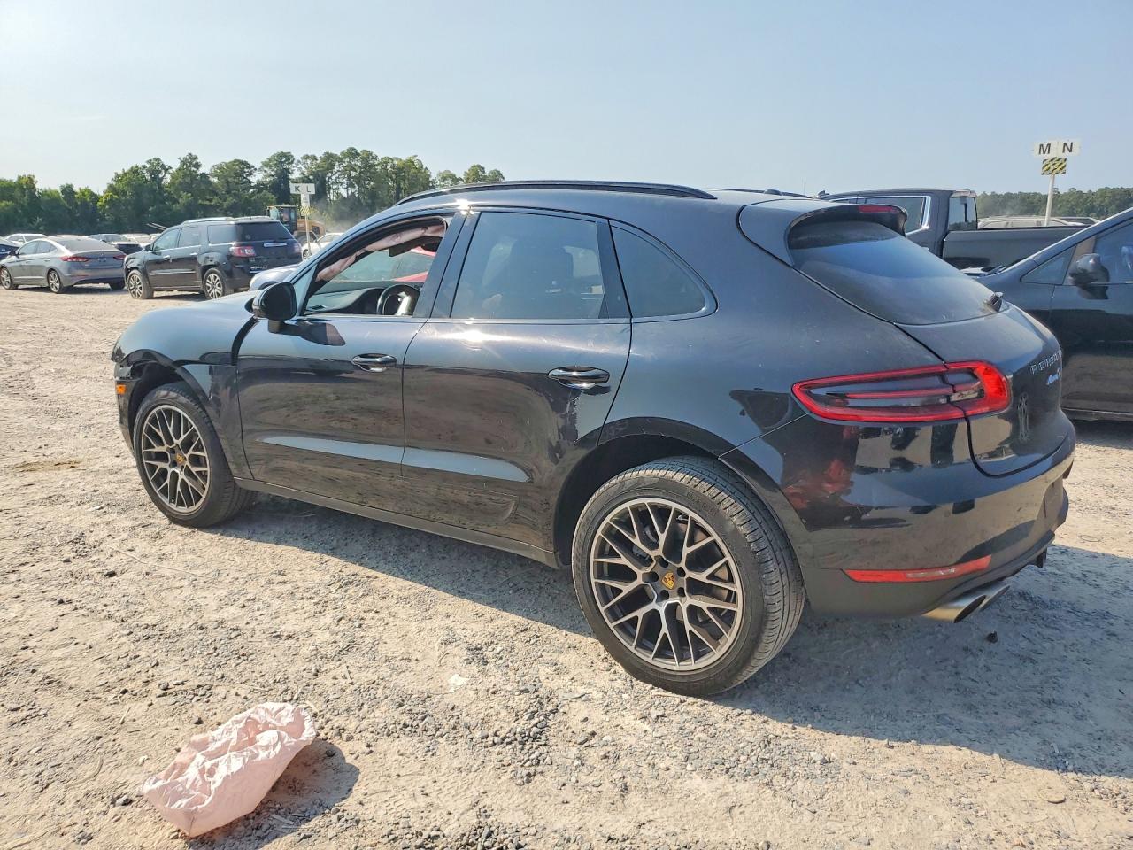 2017 PORSCHE MACAN S — снимка 2