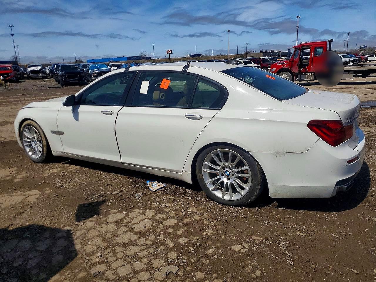 2013 BMW 740 LXI — снимка 2