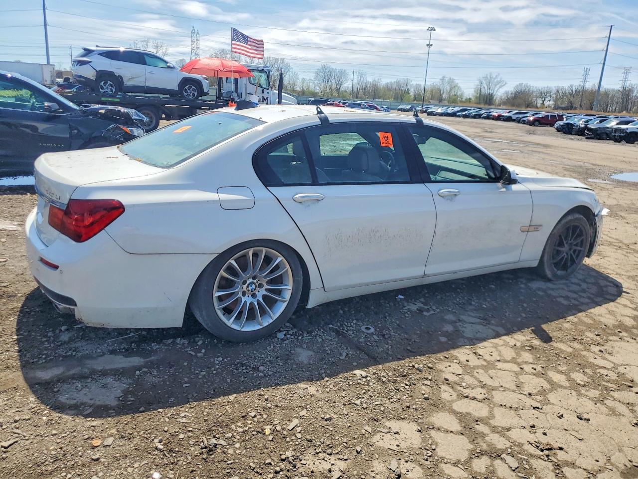 2013 BMW 740 LXI — снимка 3