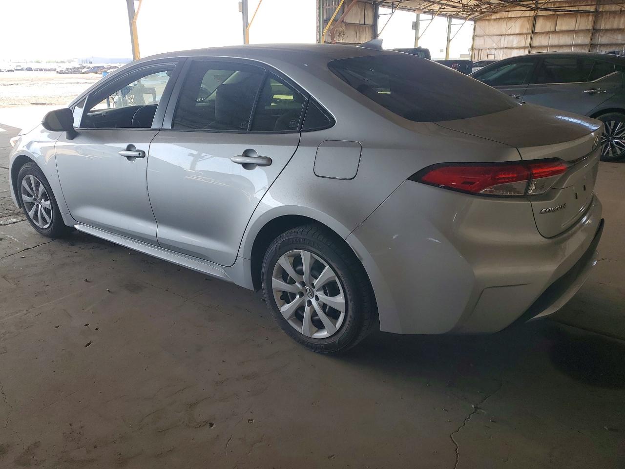 2020 TOYOTA COROLLA LE — снимка 2