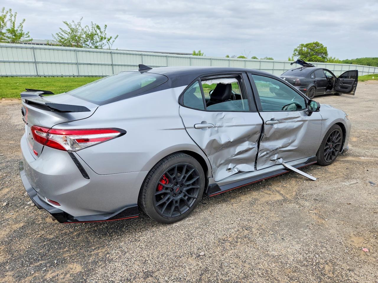 2020 TOYOTA CAMRY TRD — снимка 3