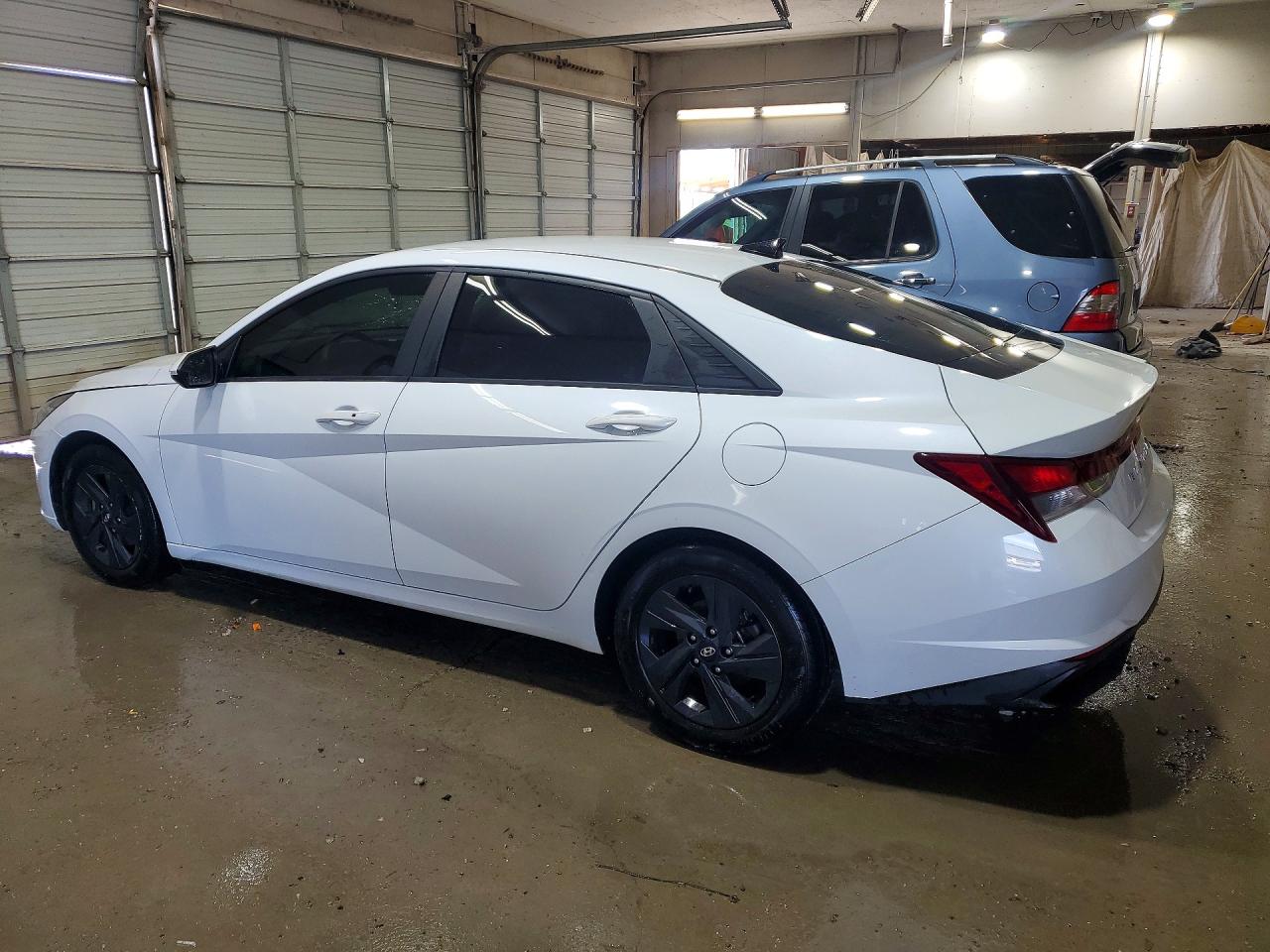 2021 HYUNDAI ELANTRA SEL — снимка 2