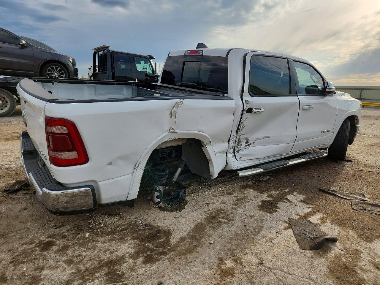 2021 RAM 1500 LARAMIE — снимка 3