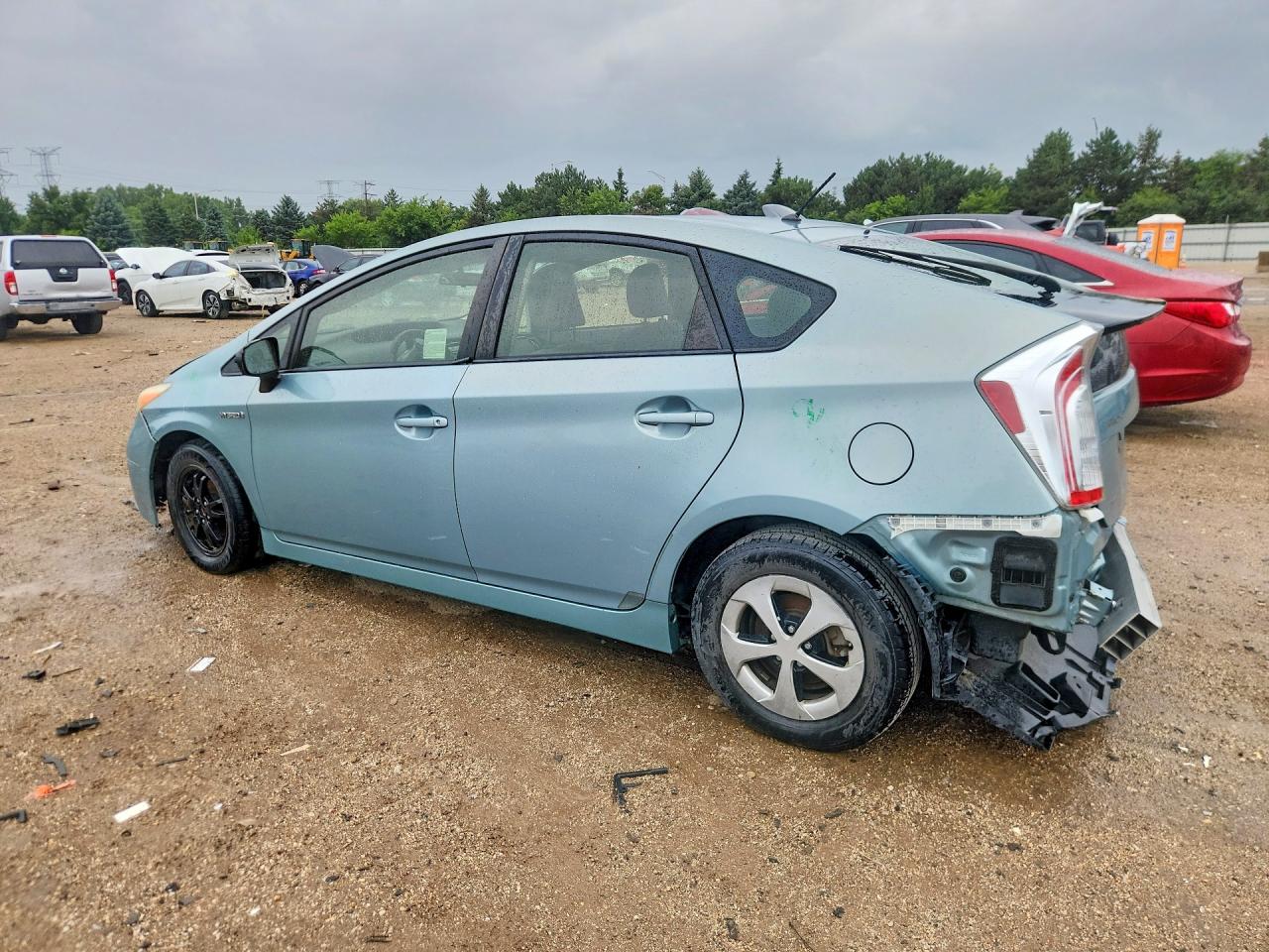 2015 TOYOTA PRIUS TWO — снимка 2