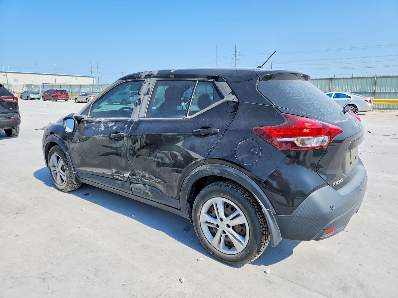 2020 NISSAN KICKS S — снимка 2