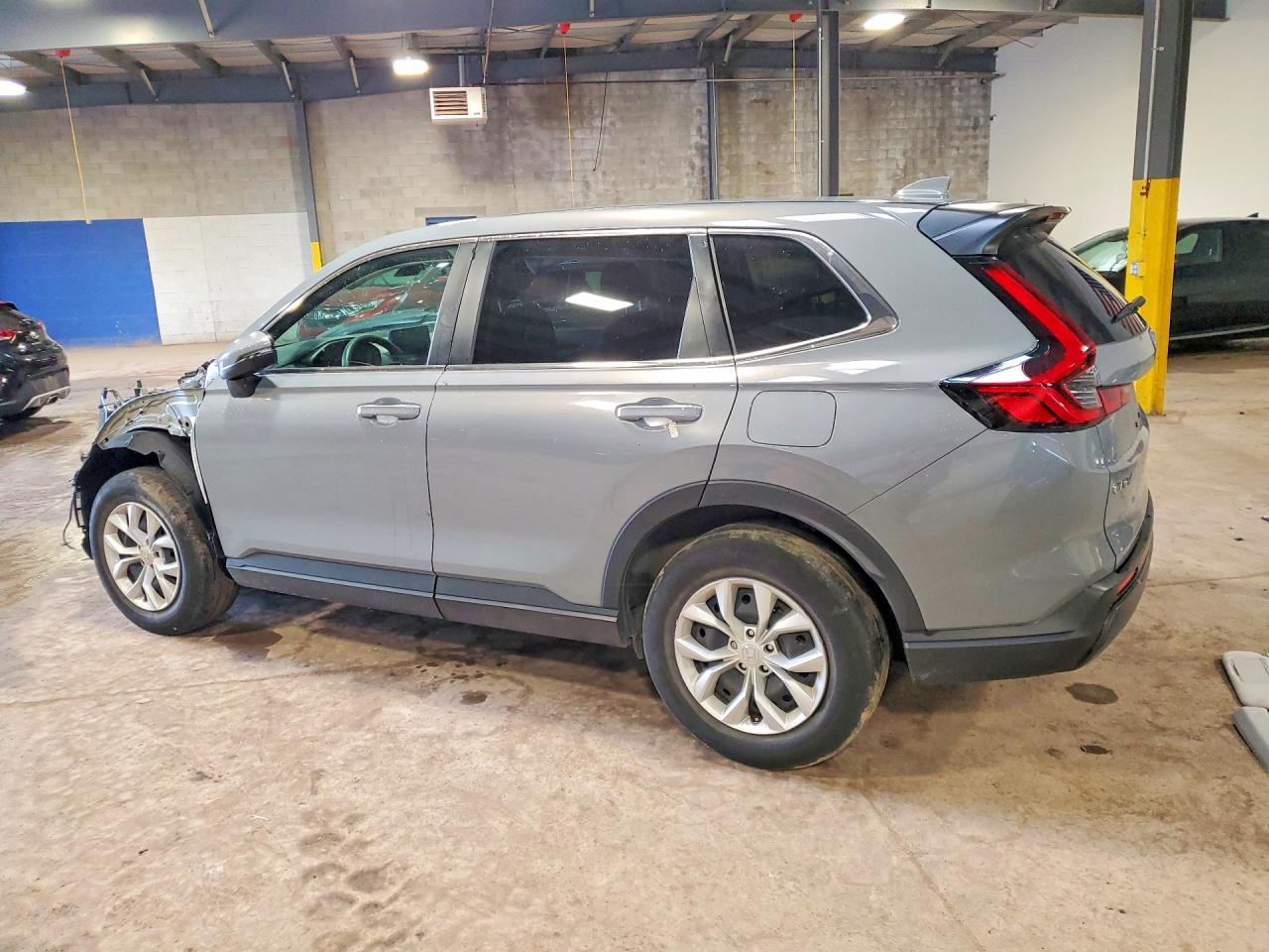 2025 HONDA CR-V LX — снимка 2
