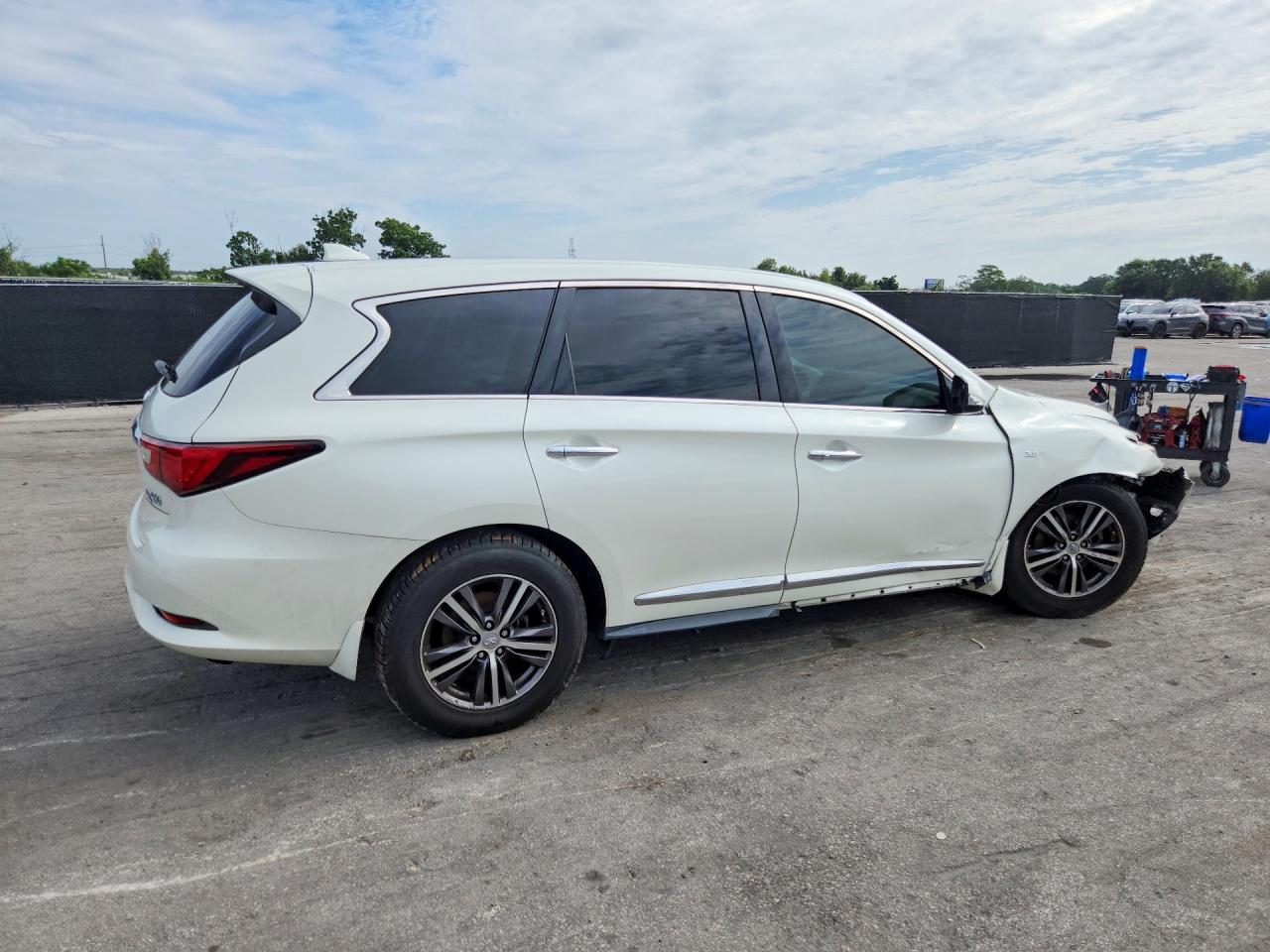 2017 INFINITI QX60 BASE — снимка 3