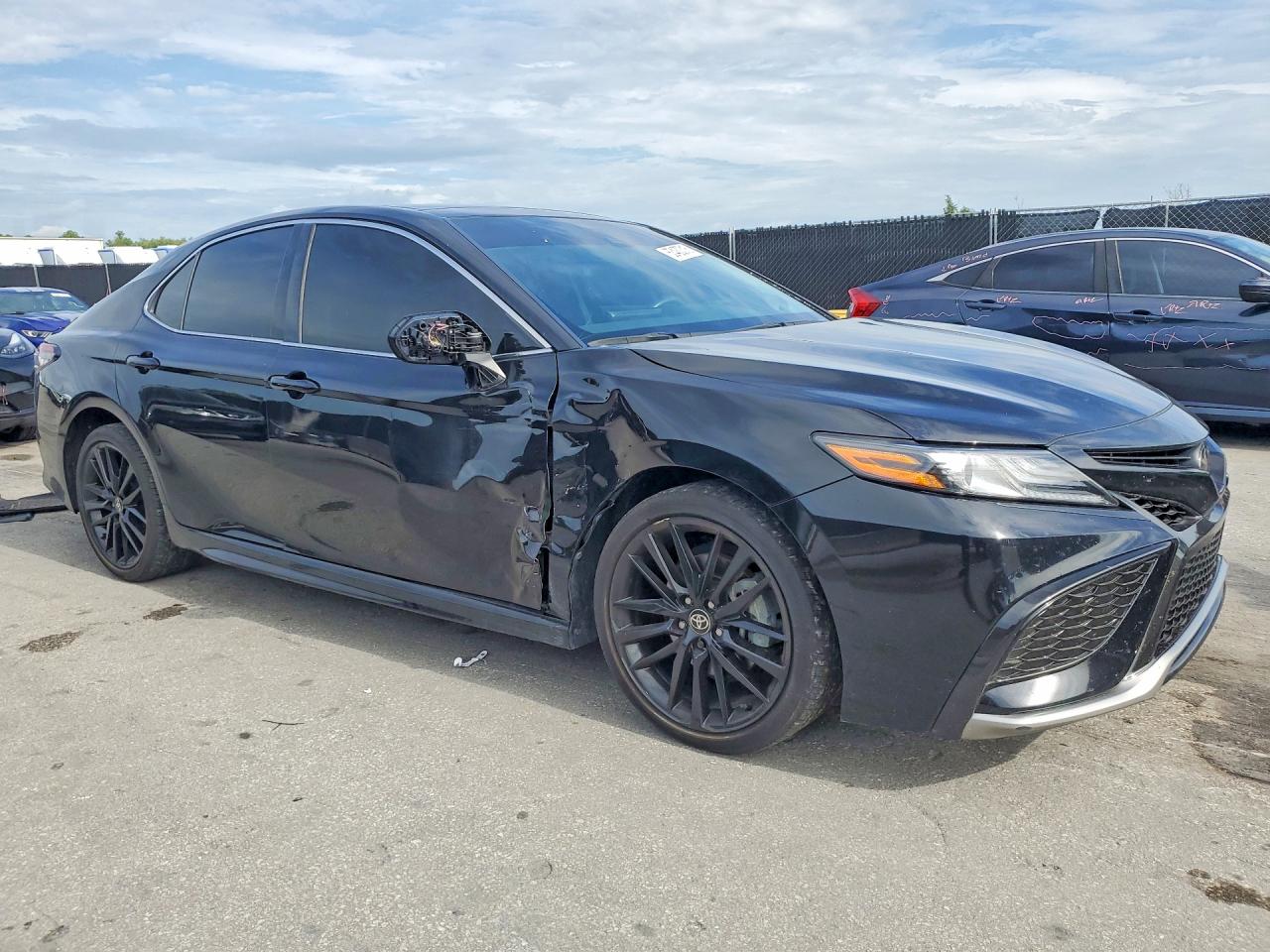2024 TOYOTA CAMRY XSE — снимка 4