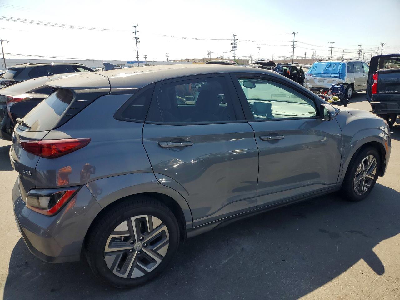 2023 HYUNDAI KONA SE — снимка 3