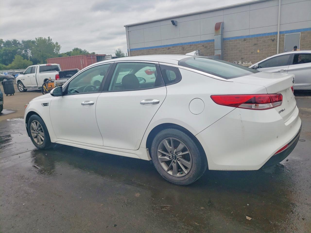 2018 KIA OPTIMA LX — снимка 2