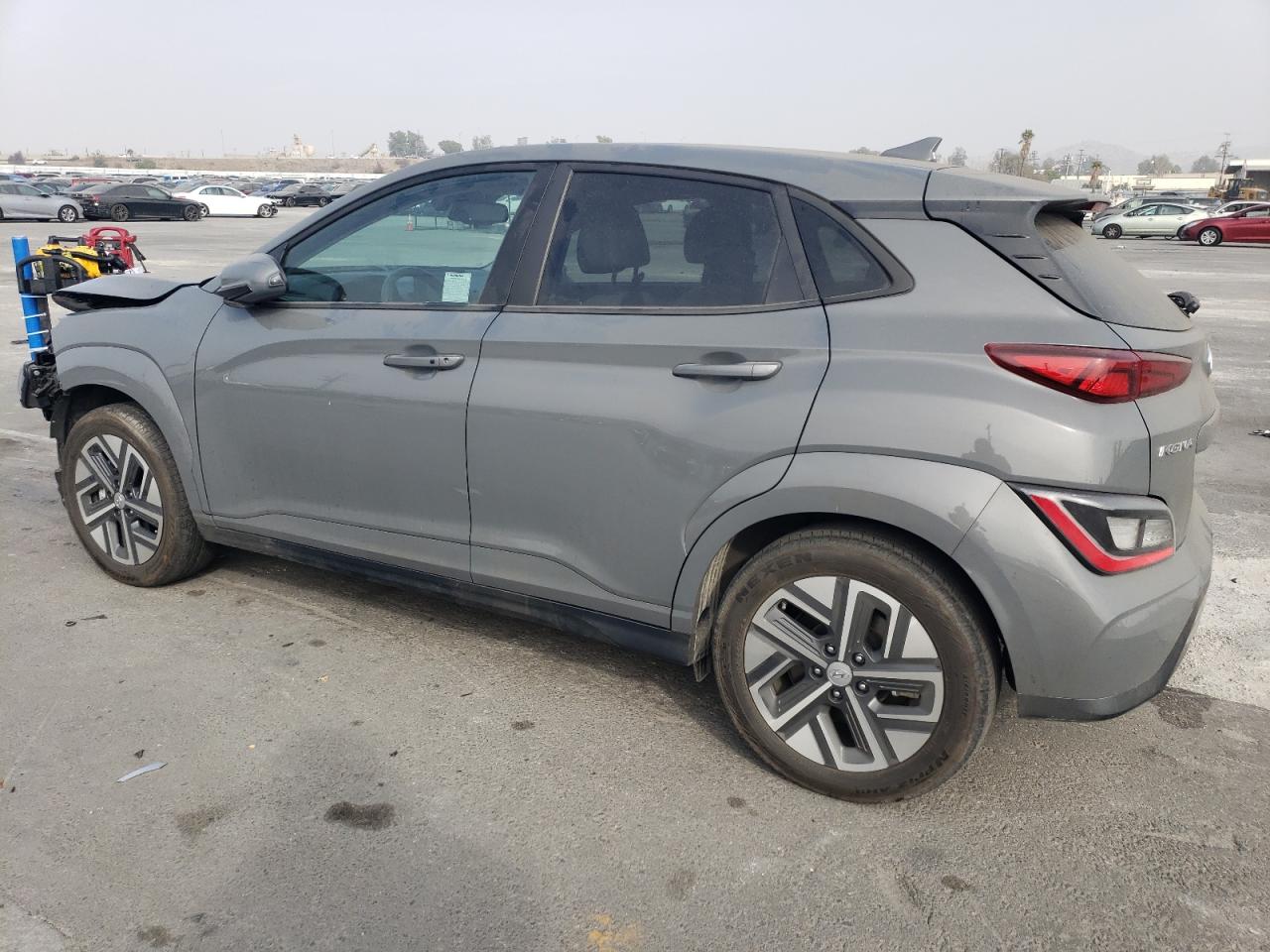 2023 HYUNDAI KONA SE — снимка 2