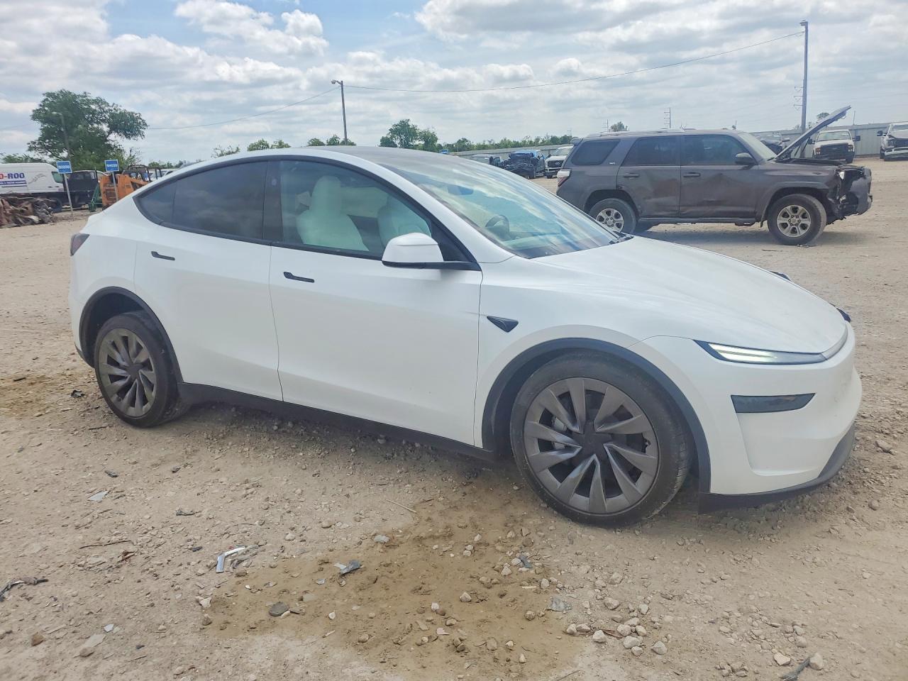 2026 TESLA MODEL Y — снимка 4