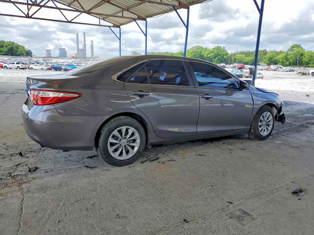 2017 TOYOTA CAMRY LE — снимка 3