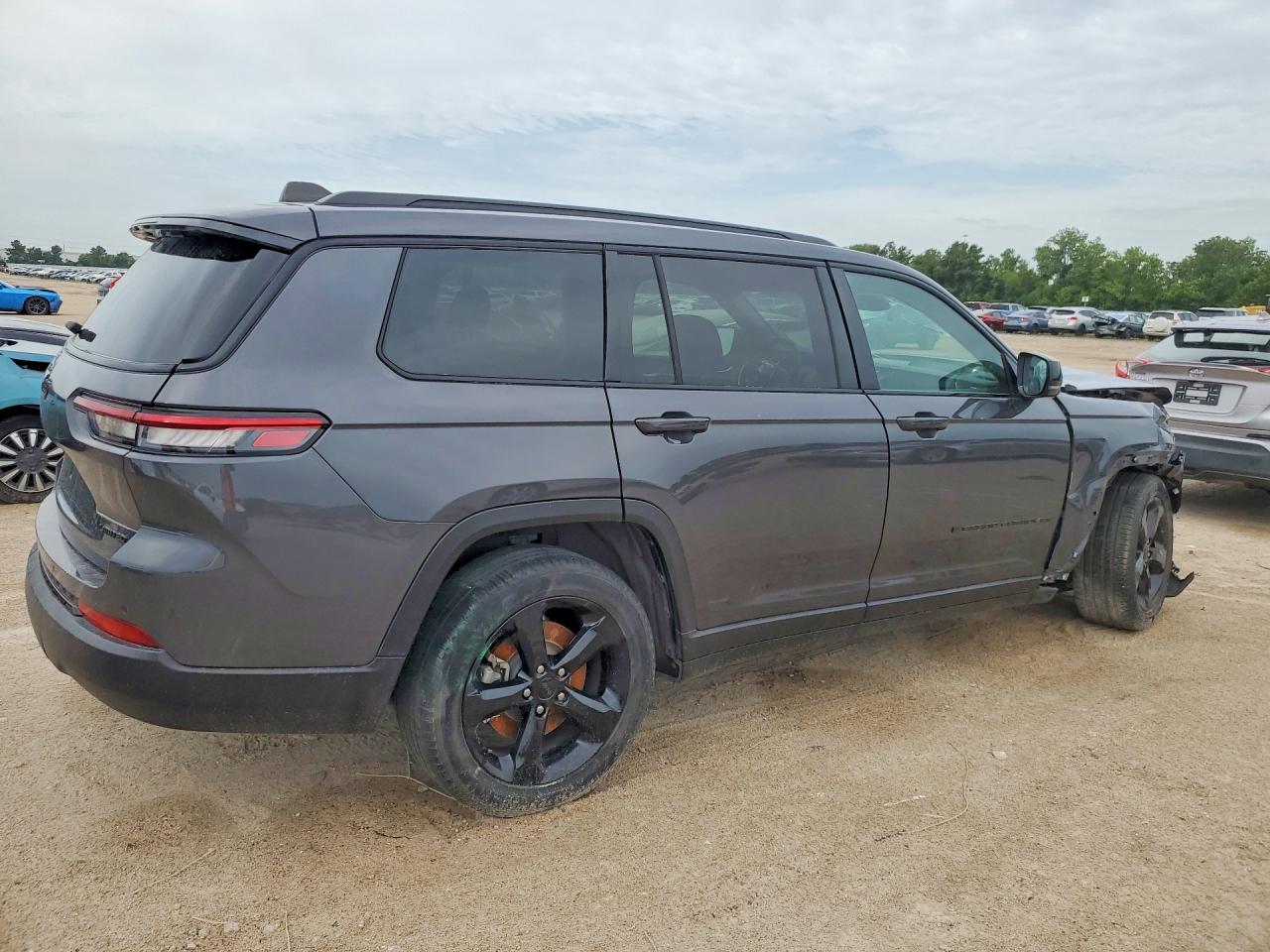 2024 JEEP GRAND CHEROKEE L LIMITED — снимка 3