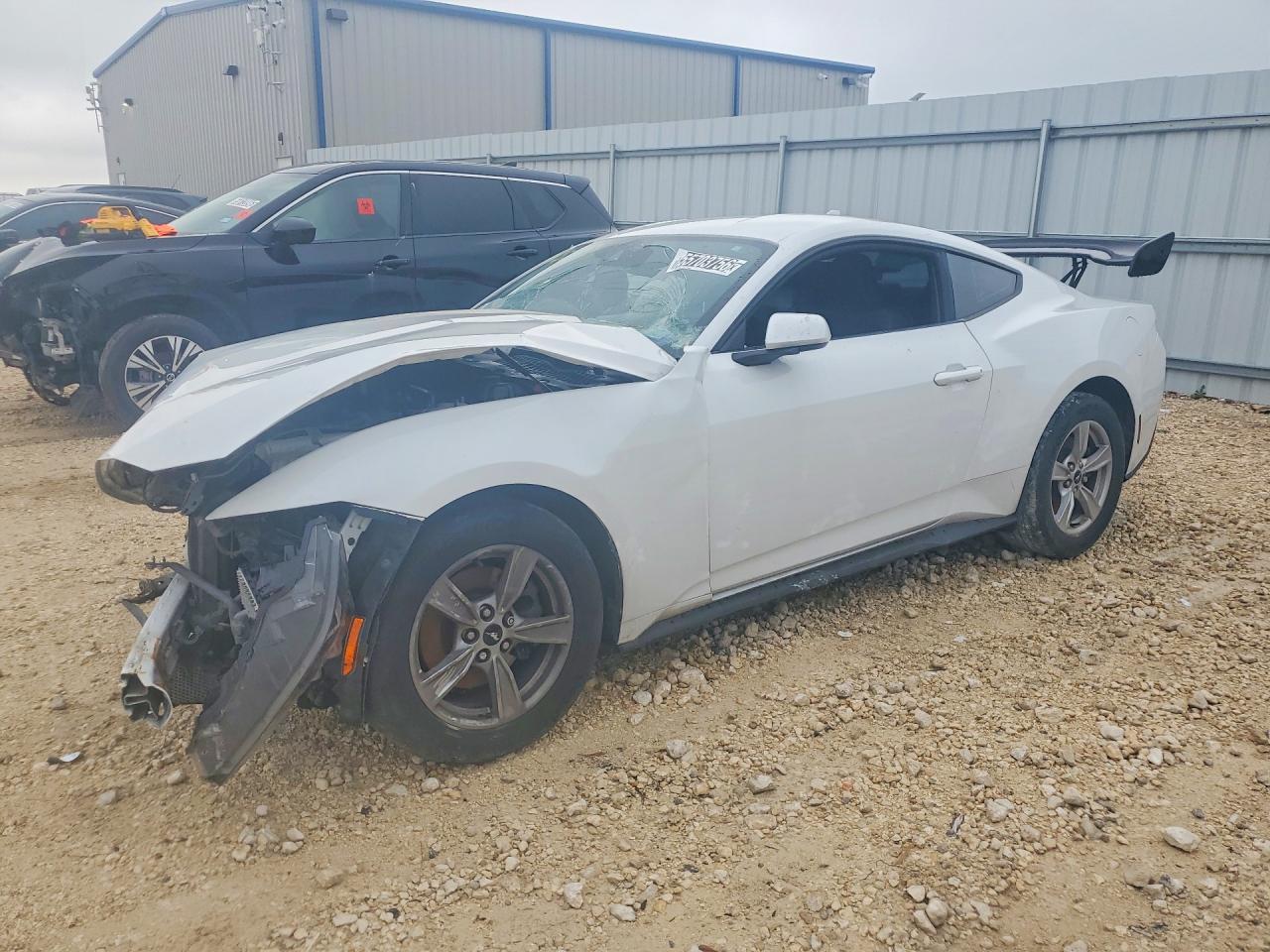 2024 FORD MUSTANG
