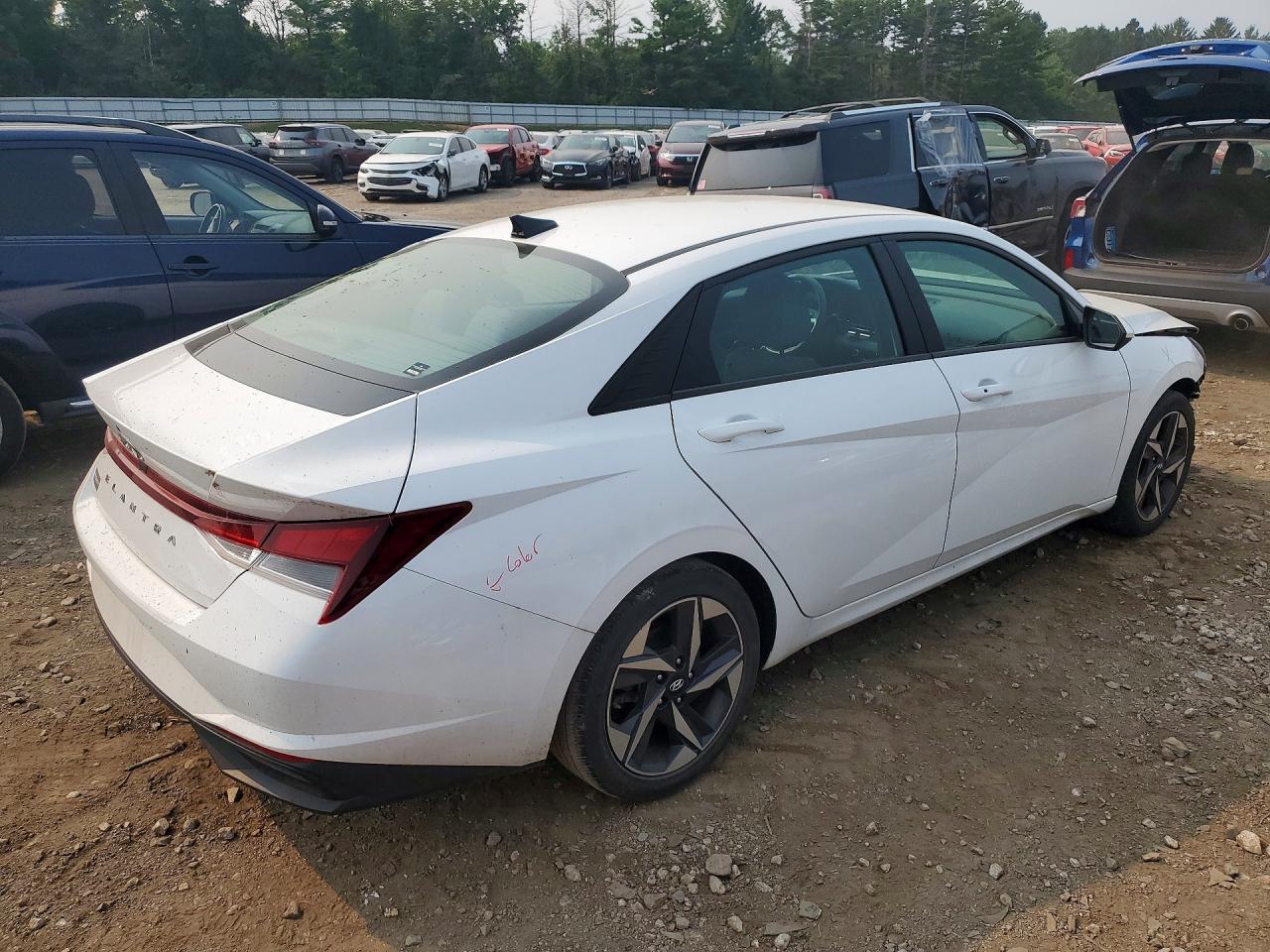 2023 HYUNDAI ELANTRA SEL — снимка 3
