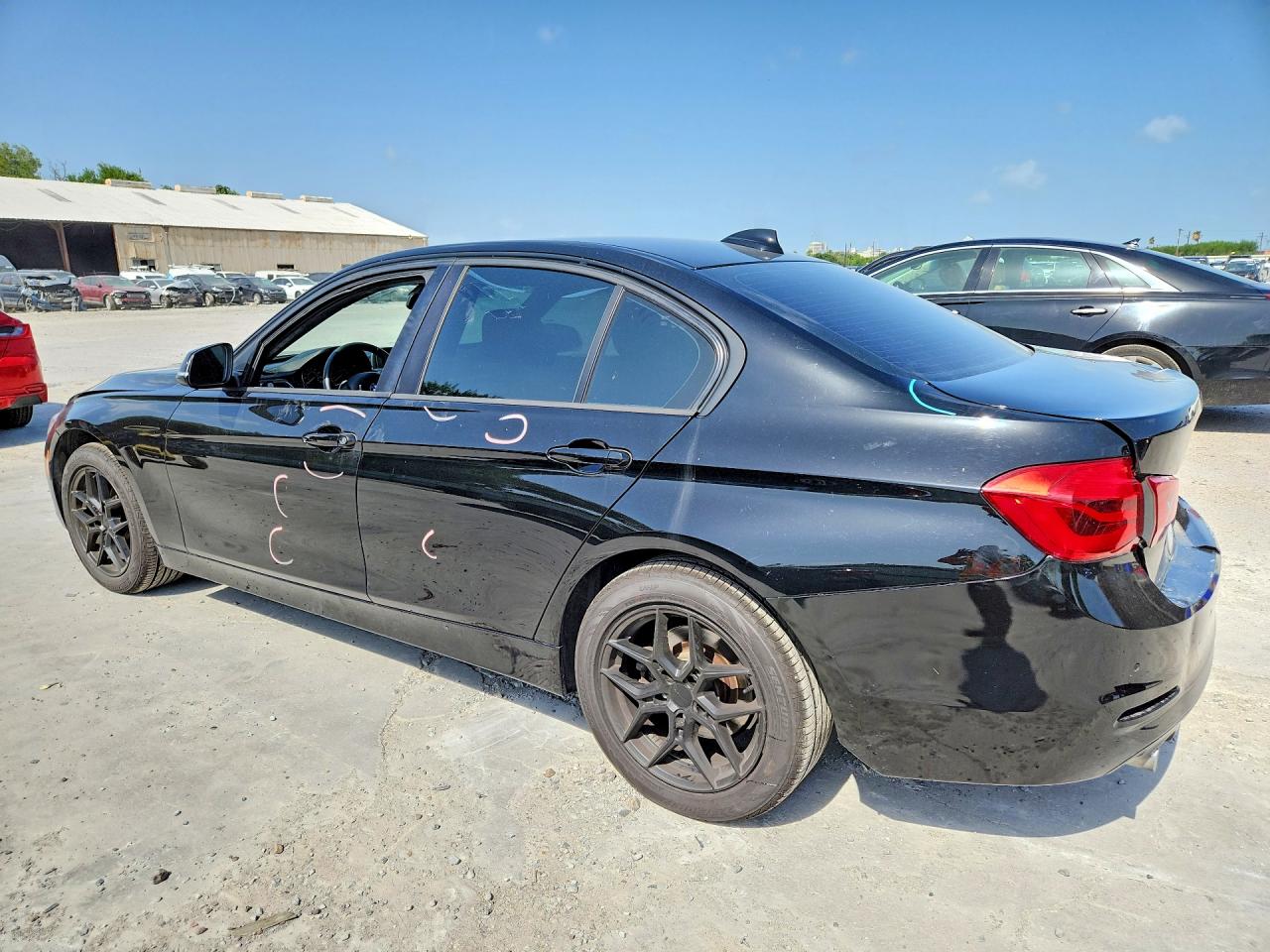 2017 BMW 320 I — снимка 2