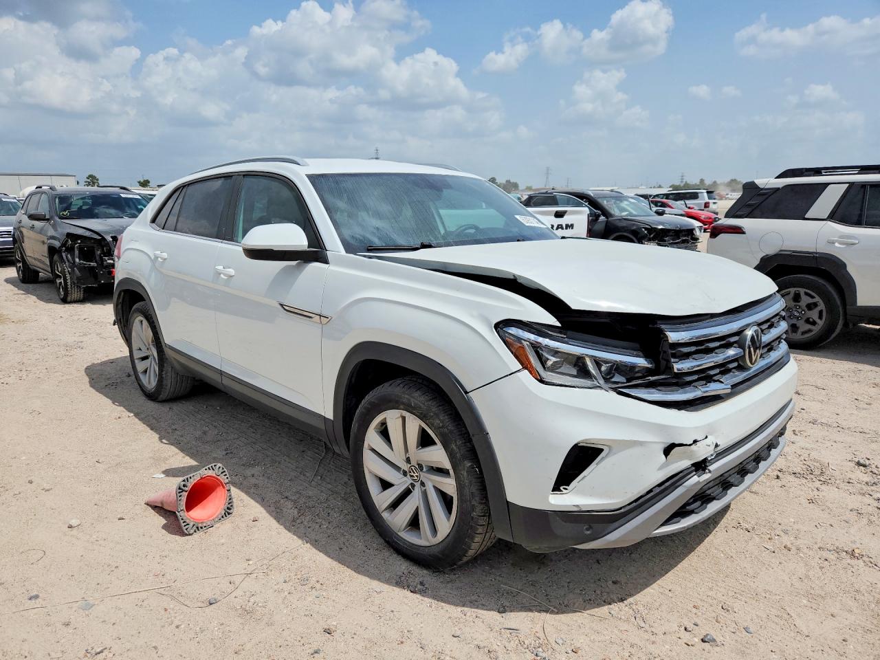 2021 VOLKSWAGEN ATLAS CROSS SPORT SE — снимка 4