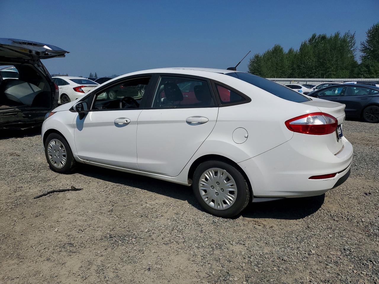 2015 FORD FIESTA S — снимка 2