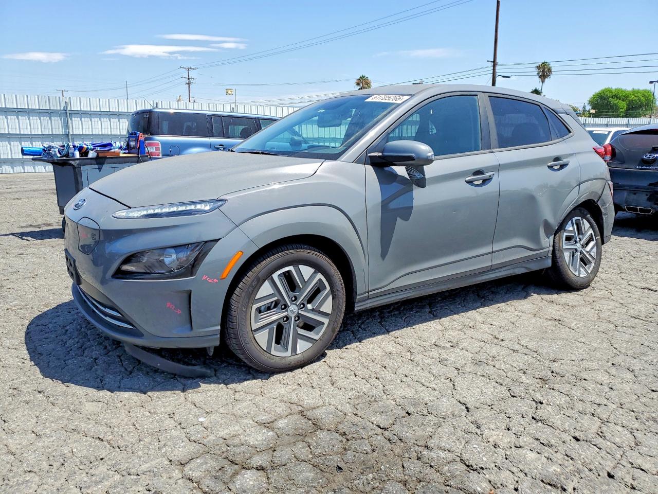 2023 HYUNDAI KONA SE