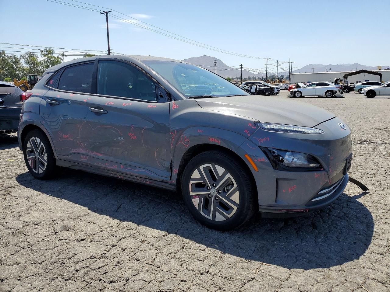 2023 HYUNDAI KONA SE — снимка 4