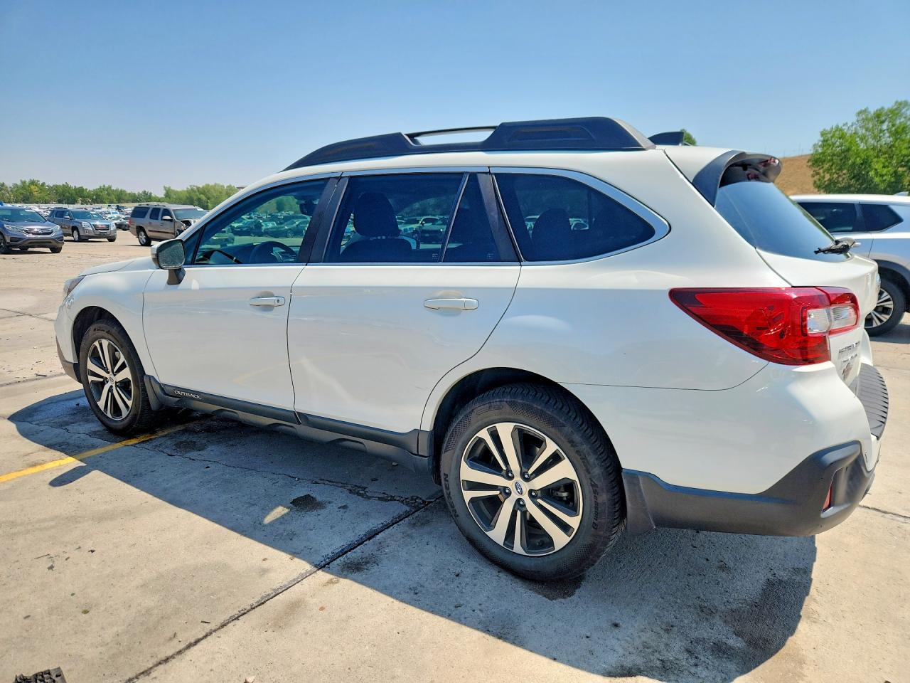 2018 SUBARU OUTBACK 3.6R LIMITED — снимка 2